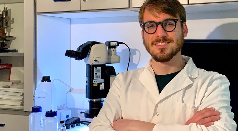 Il dottorando Unife Andrea Bisciotti vince il premio della società italiana di Mineralogia e Petrologia SIMP, come miglior Tesi di Dottorato.